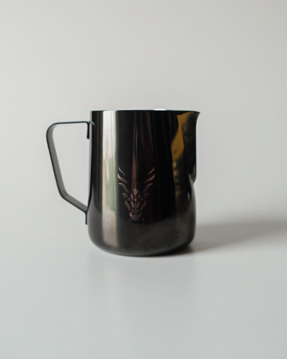 Premium Black Milk Frothing Jug – Professional Barista Edition